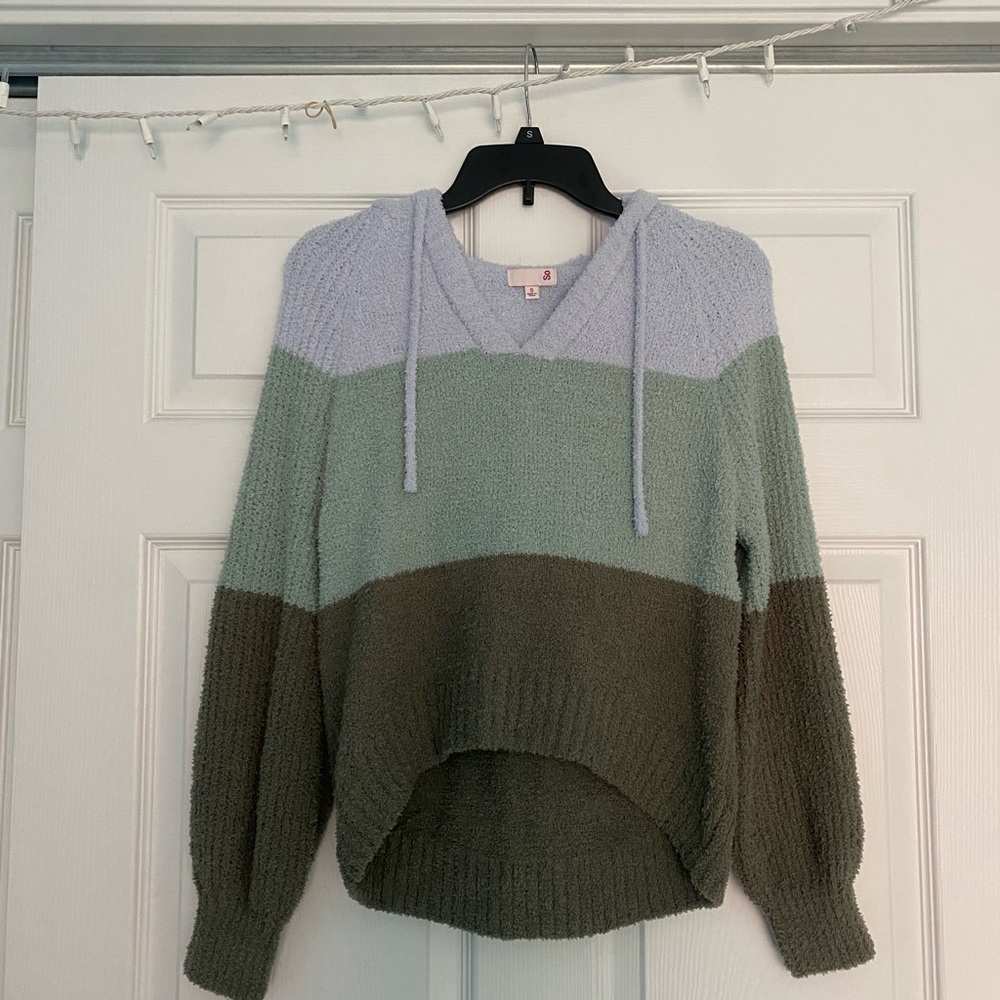 Colorblock Hooded V-neck Fuzzy Sweater